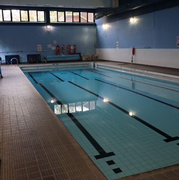 Shooters Hill Sixth Form College - Indoor Swimming Pool